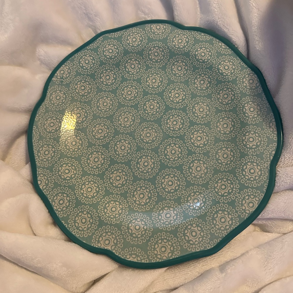 New Pioneer Woman Plate